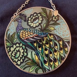 AMIA PEACOCK HAND PAINTED SUN CATCHER CIRCLE #41919.  NWT.